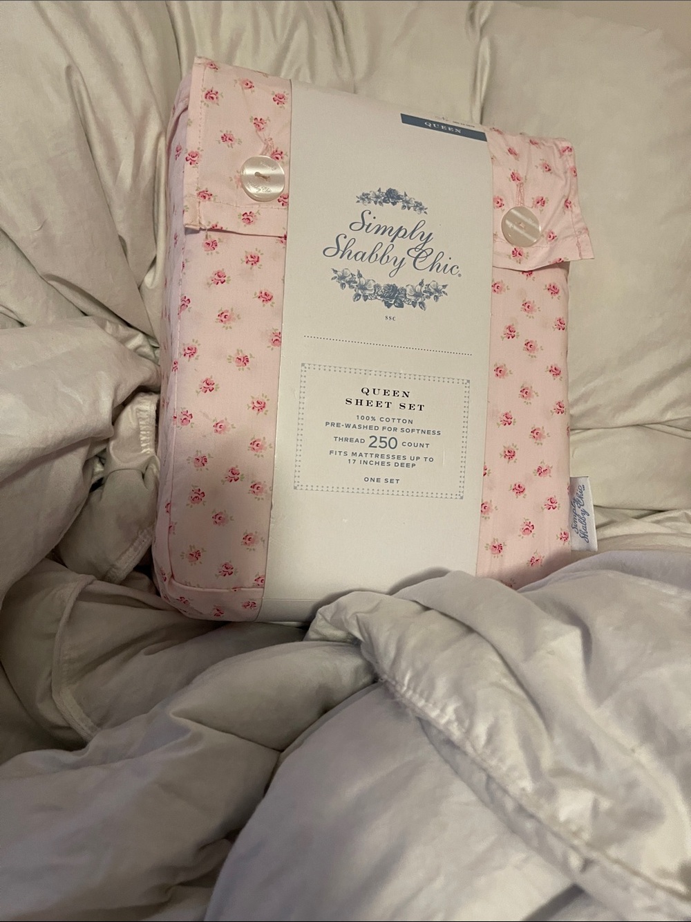 NWT ‼️ Simply, Shabby Chic QUEEN sheet set Mon Ami 🌸